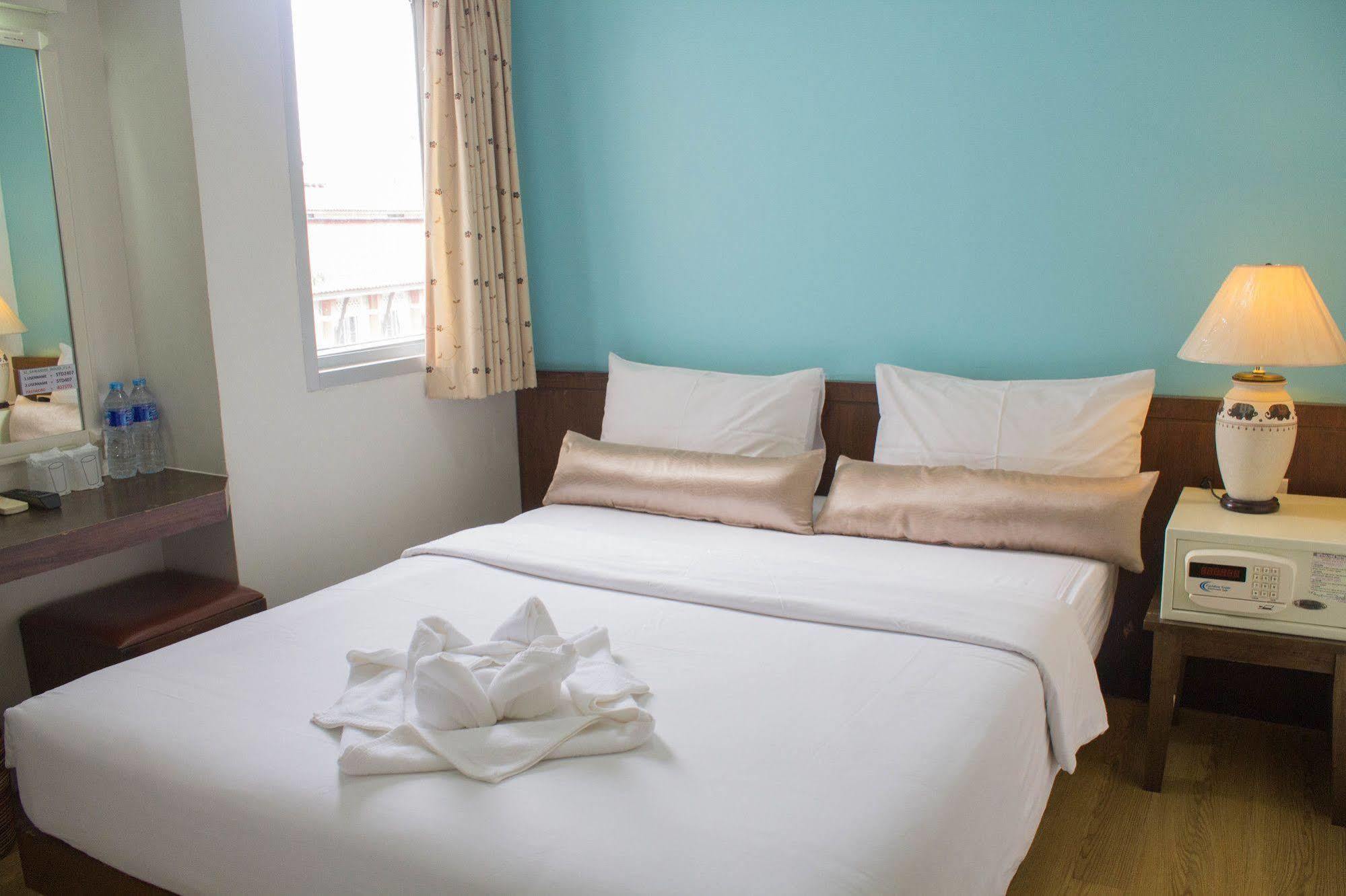 Sawasdee House Hotell Bangkok Exteriör bild
